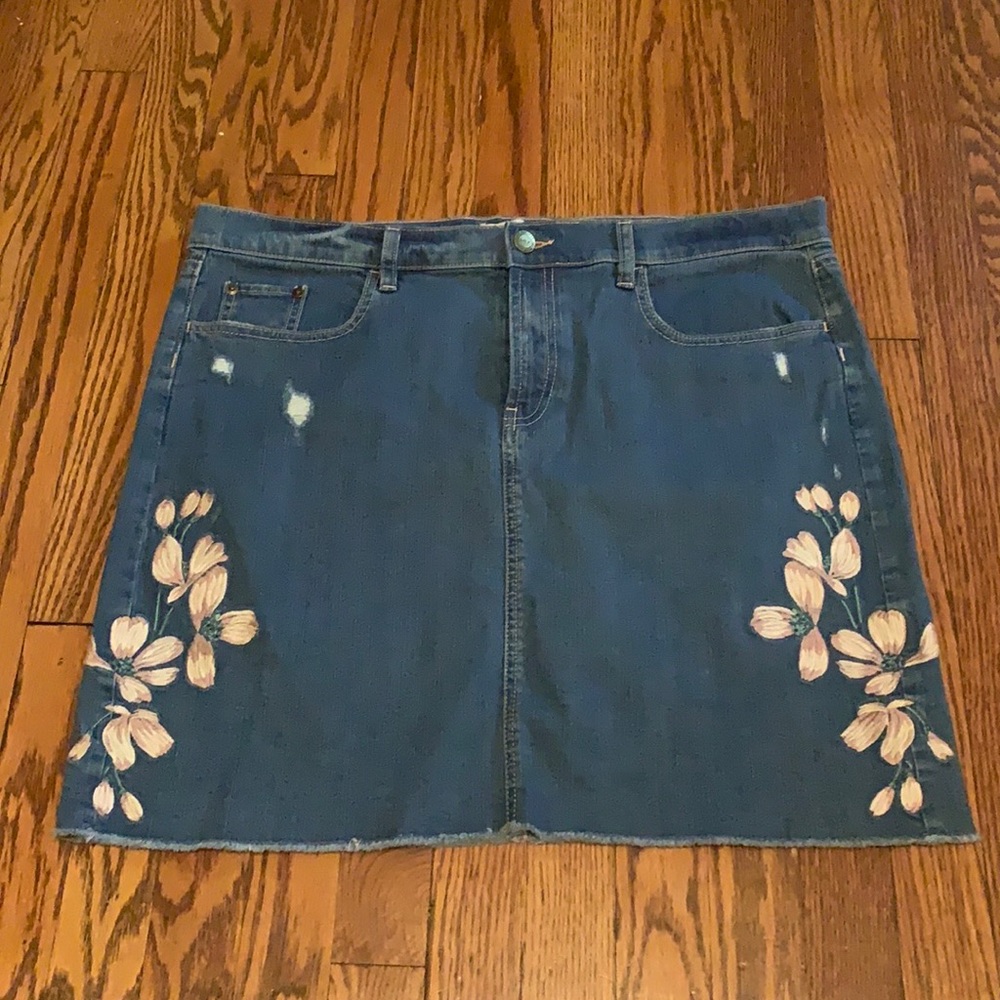 Loft Jean Skirt with Floral Embellishments Size 16